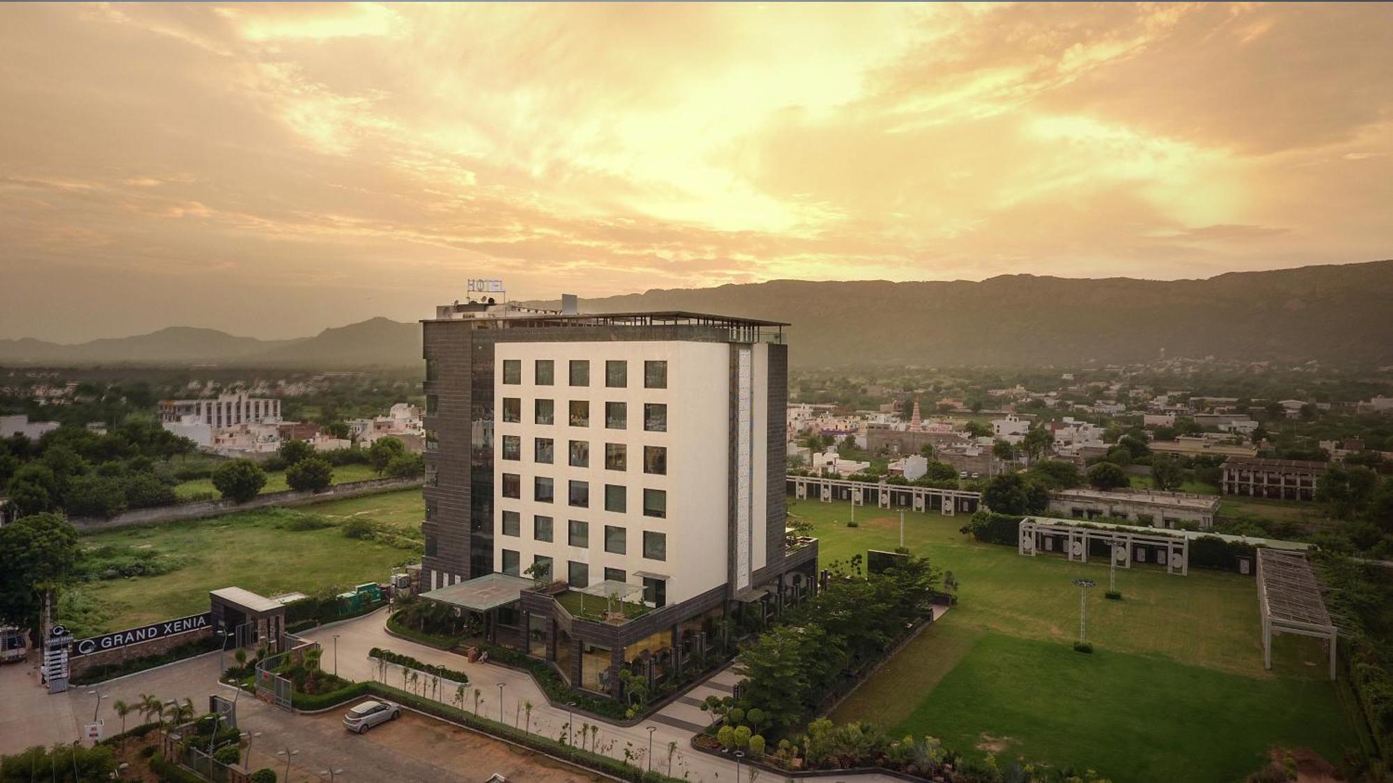 Hotel Grand Xenia Ajmer Esterno foto