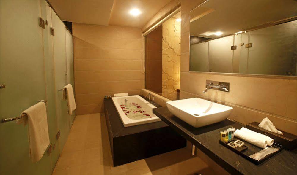 Hotel Grand Xenia Ajmer Esterno foto